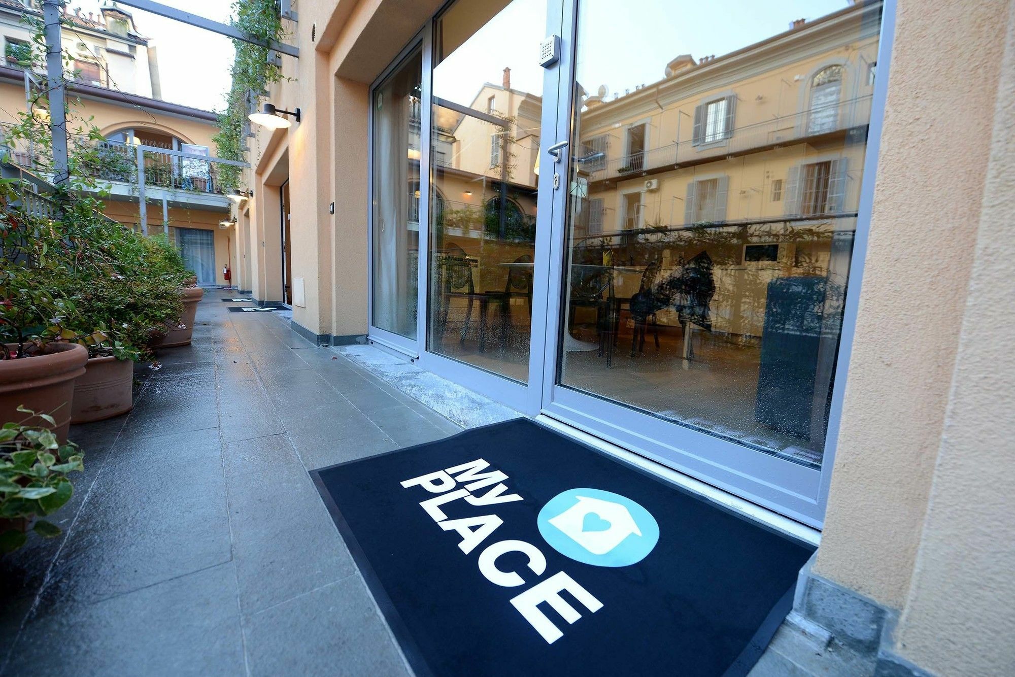 Myplace Corso Como 11 Apartments Milano Dış mekan fotoğraf